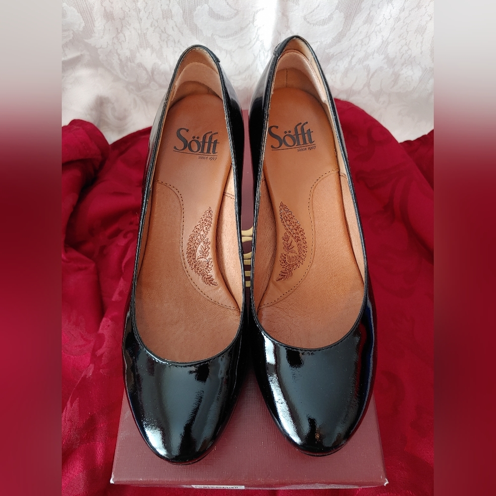 Sofft Ramona Black Patent Leather Pumps Size 6
